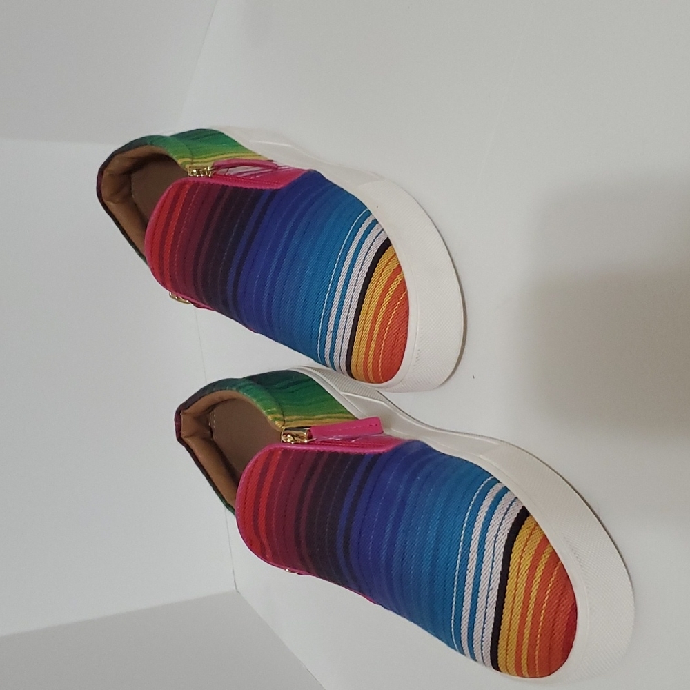 Volatile slip on shoes